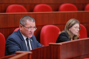 Uzbekistani MPs Improved Legislation in Field of Land Relations