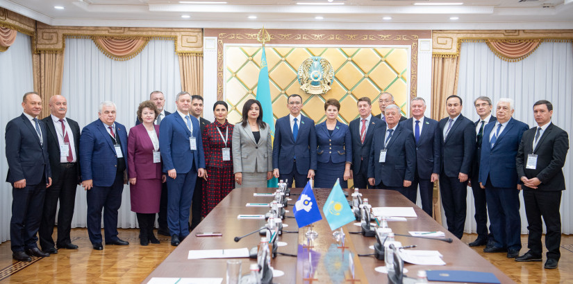 Маулен Ашимбаев: Казахстан уделяет большое значение участию международных наблюдателей на выборах