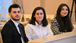 Second International Youth Parliamentary School Kicked Off at Tavricheskiy Palace