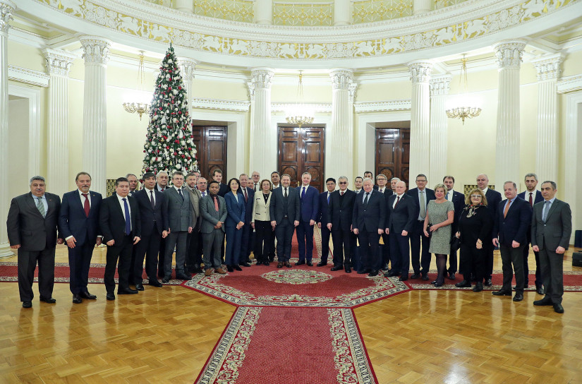 Руководство Секретариата Совета МПА СНГ обсудило перспективы сотрудничества с петербургскими парламентариями