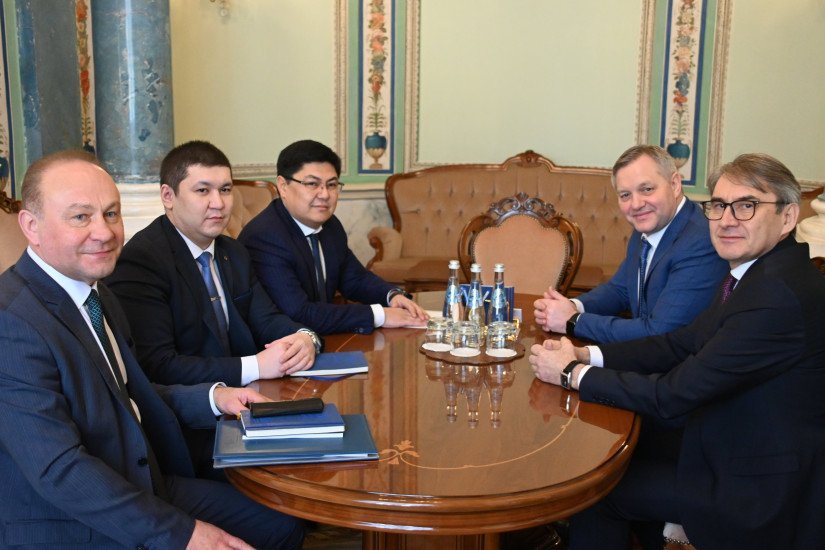 Secretary General of IPA CIS Council met with Consul General of Republic of Kazakhstan in St. Petersburg