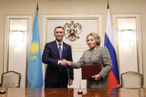 Meeting of Valentina Matvienko and Maulen Ashimbayev Took Place in Moscow