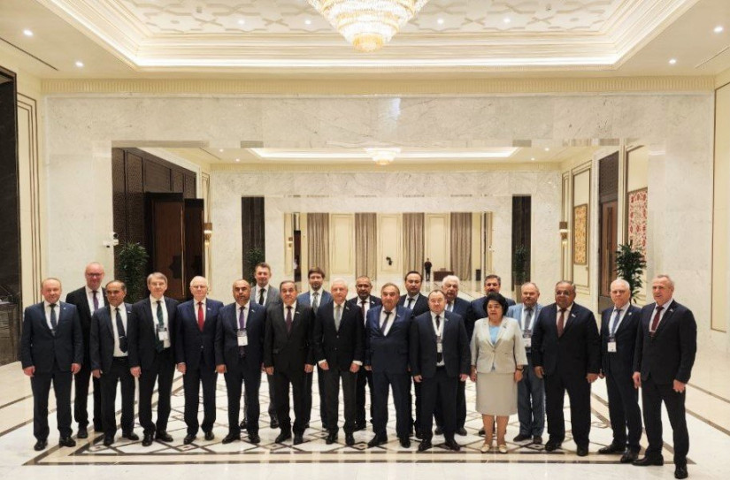 Сенаторы Узбекистана: обновления Конституции расширяют полномочия парламентариев