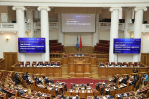 Ключевые инициативы круглых столов вошли в резолюцию форума «Санкт-Петербург – парламентская столица Содружества»