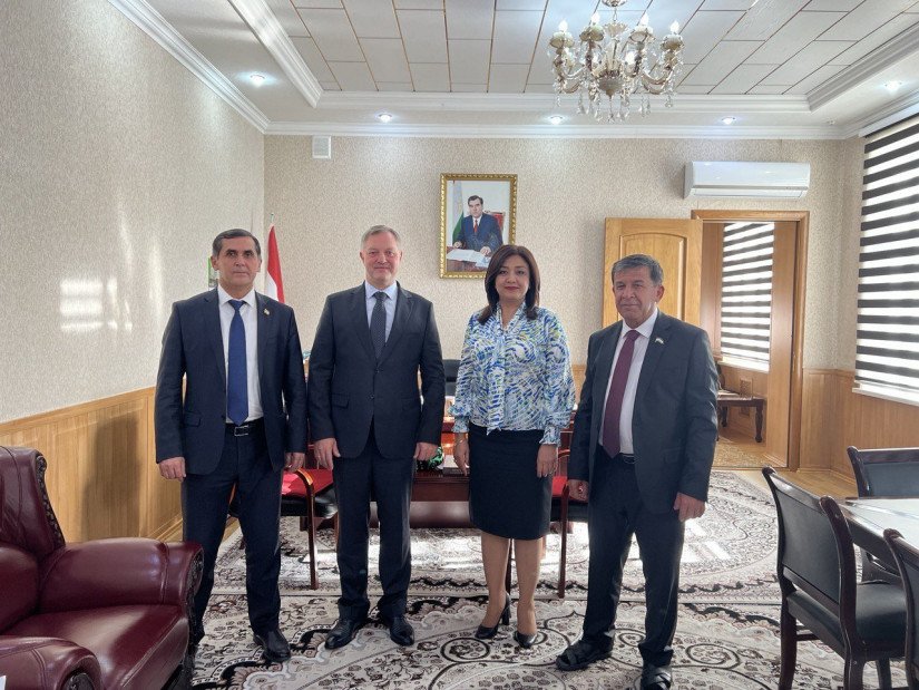 Dmitriy Kobitskiy Held Meeting with MPs from Tajikistan