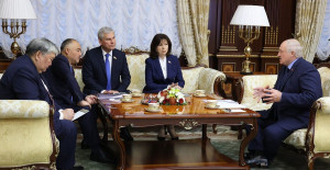 Председатель Жогорку Кенеша Кыргызстана находится с официальным визитом в Беларуси