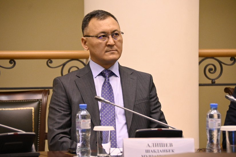 Shabdanbek Alishev Appointed Plenipotentiary Representative of Jogorku Kenesh at IPA CIS 