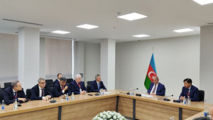 Ход предвыборной борьбы в Азербайджане обсудили наблюдатели МПА СНГ с представителями партий кандидатов