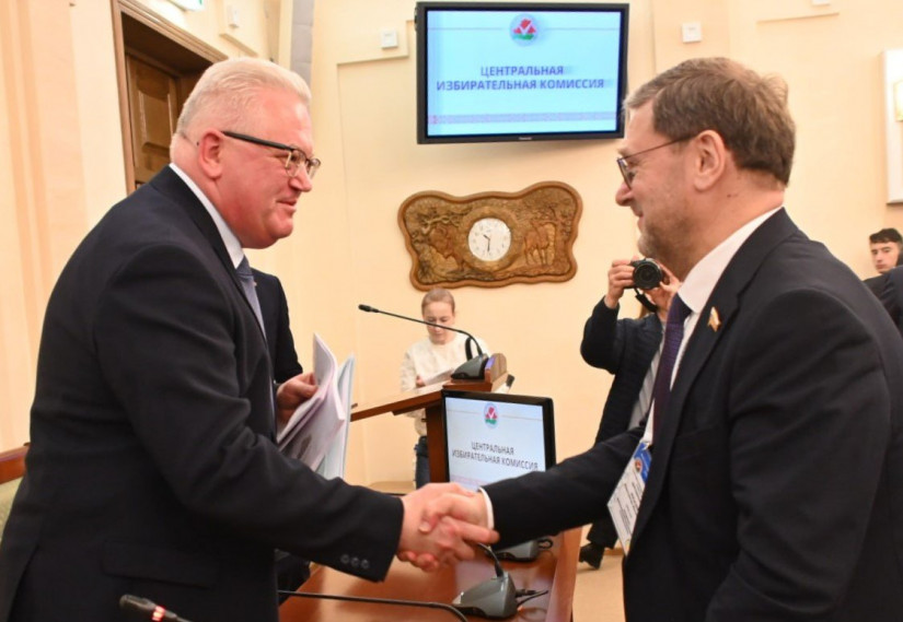 Главе ЦИК Беларуси передано заключение о соответствии избирательного законодательства страны международным стандартам