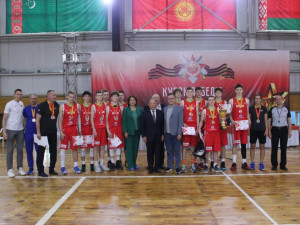 В Бишкеке завершился международный баскетбольный турнир «Кубок Победы»