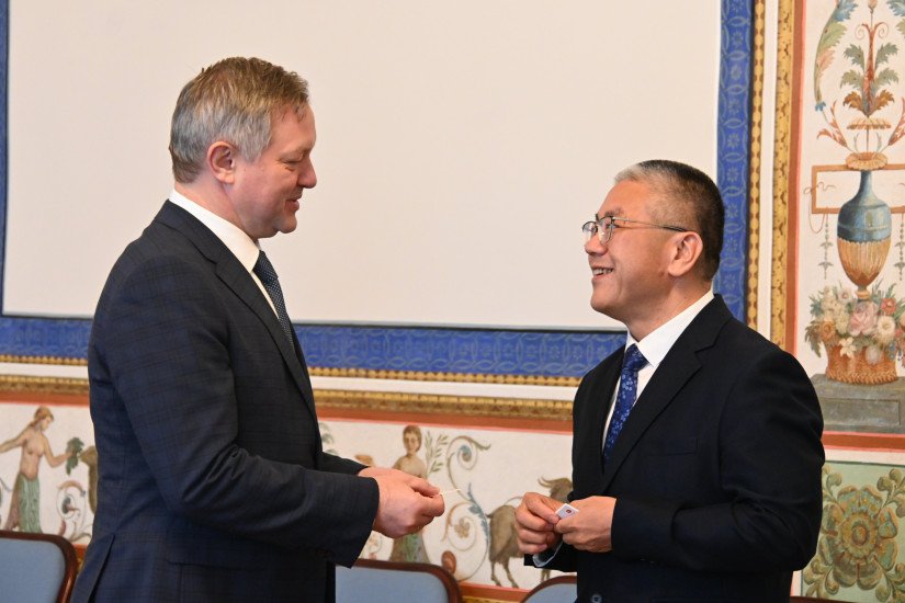 Dmitriy Kobitskiy Met with Consul General of People’s Republic of China in Saint Petersburg