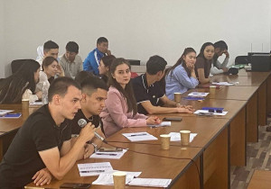 Заседание клуба «Таврический» на Иссык-Куле посвятили инициативности молодежи в электоральной сфере