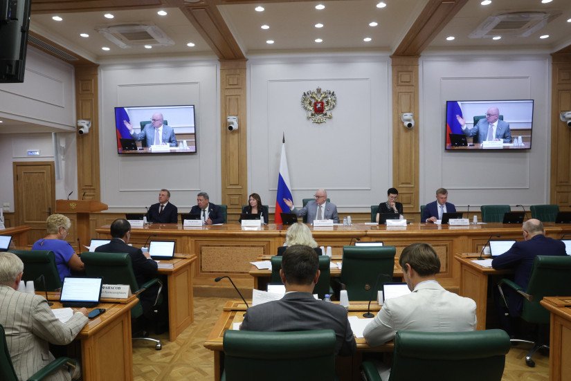 Dmitriy Kobitskiy Provided Information on IPA CIS activities to Russian Senators 
