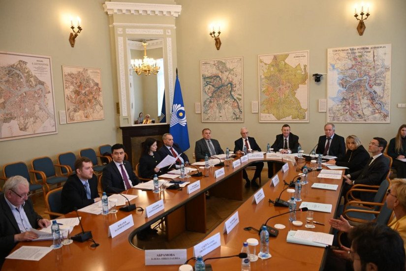 Prospects for Reforming Legal Concept of Real Estate Discussed at Tavricheskiy Palace