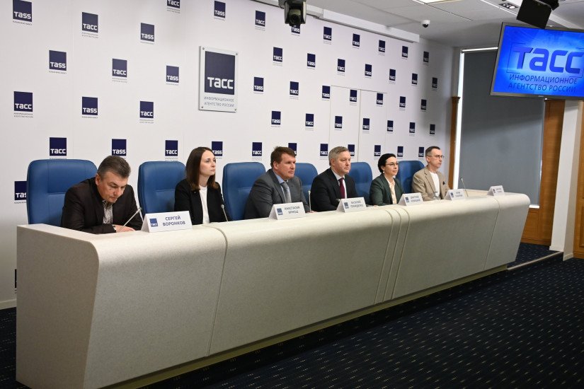 Press Conference Outlines Events of IX St. Petersburg International Labour Forum