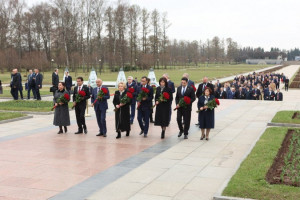 CIS MPs Honored Memory of Victims of Blockade and Soldiers who Defended Leningrad