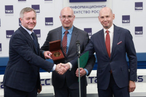 Информагентство ТАСС удостоено медали «Дерево Дружбы»