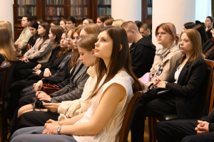 Определены победители международной олимпиады по гуманитарным и общественным наукам школьников стран СНГ
