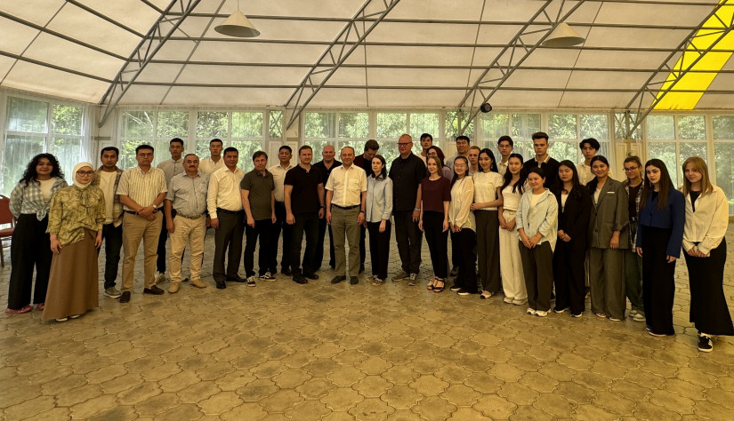 В Кыргызстане продолжается работа по формированию электоральной культуры среди молодежи 