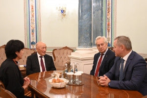 Дмитрий Кобицкий и Медеткан Шеримкулов встретились в Таврическом дворце