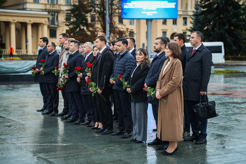 В Минске молодые парламентарии стран Содружества почтили память героев Великой Отечественной войны  
