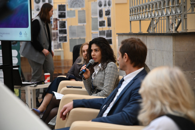 Как наука переписывает возраст: ведущие врачи и ученые обсудили инновации для активной и долгой жизни Как наука переписывает возраст: ведущие врачи и ученые обсудили инновации для активной и долгой жизни