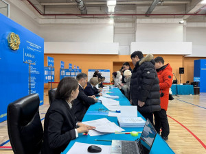 Наблюдатели от МПА СНГ присутствовали при открытии участков на референдуме в Республике Казахстан