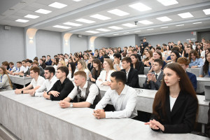 Более 100 человек приняли участие в работе международной молодежной электоральной школы 