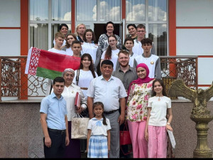 Белорусские школьники встретились с правнуками героя Великой Отечественной войны