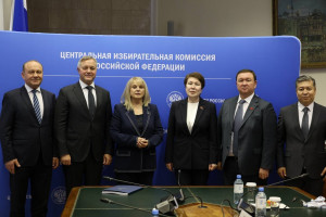 Наблюдатели от МПА СНГ обсудили с Эллой Памфиловой ход текущей электоральной кампании в России