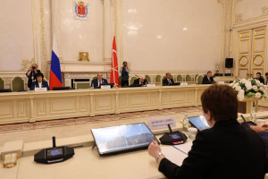Организацию, доступность и ход избирательного процесса наблюдатели МПА СНГ обсудили с главой горизбиркома Санкт-Петербурга 