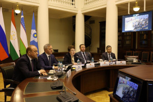Наблюдатели от СНГ: выборы в Государственную Думу России прошли в соответствии с законодательством страны