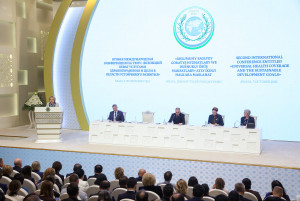 В Авазе обсуждают согласованные подходы стран СНГ к развитию здравоохранения