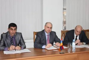 Международные наблюдатели от МПА СНГ встретились с заместителем начальника Полиции Республики Армении Артуром Осикяном