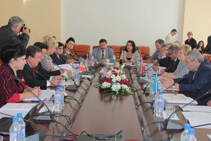 В Душанбе началось заседание Постоянной комиссии МПА СНГ по социальной политике и правам человека