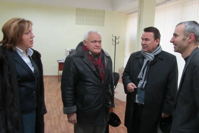 Наблюдатели от МПА СНГ изучили работу окружной избирательной комиссии в Киеве