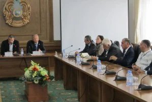 Прошла встреча наблюдателей от МПА СНГ с депутатами маслихата Алматы
