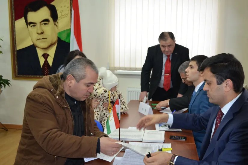 На зарубежном избирательном участке в Минске состоялись выборы депутатов Маджлиси намояндагон Маджлиси Оли Республики Таджикистан