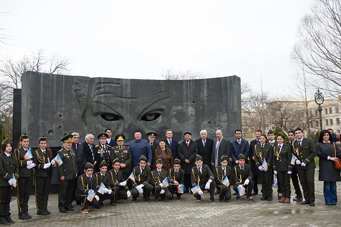 Делегация МПА СНГ возложила цветы к памятникам Победы в Великой Отечественной войне и Рихарду Зорге