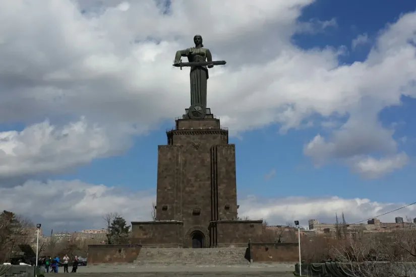 Ереван принимает «Эстафету Памяти»