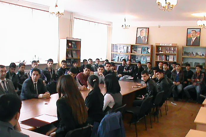 Развитие демократических институтов в Азербайджанской Республике обсудили в Баку
