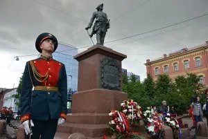 Военно-патриотический фестиваль проходит в Санкт-Петербурге