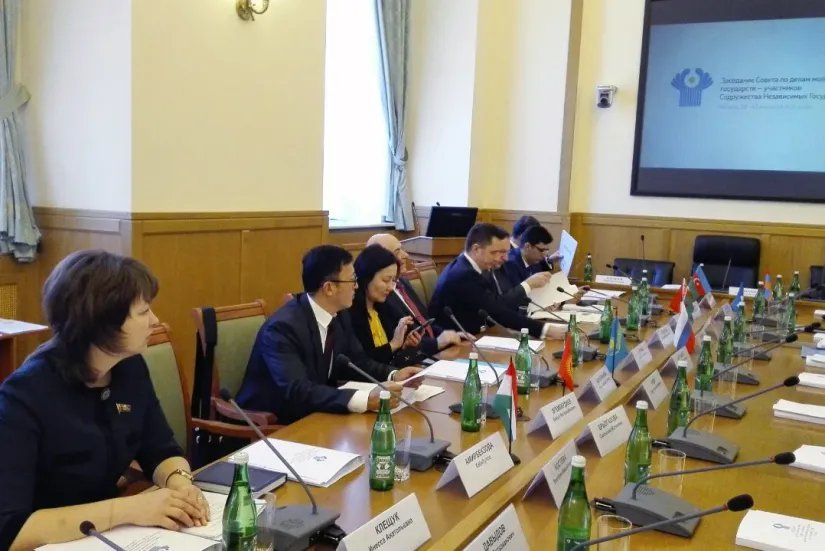 Заседание Совета по делам молодежи государств – участников СНГ проходит в Москве