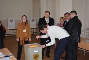 Референдум по изменениям Конституции Республики Армения начался