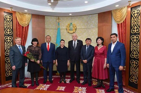 Награды МПА СНГ вручены в Парламенте Республики Казахстан
