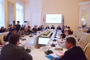 В Таврическом дворце состоялась общественно-научная конференция, посвященная 25-летию государственной независимости Республики Таджикистан