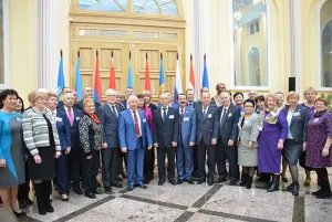 Конференция Международного объединения профсоюзов работников связи стран СНГ открылась в Таврическом дворце