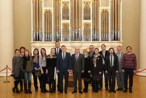 Делегация руководителей СМИ, журналистов и блогеров Республики Беларусь посетила Таврический дворец
