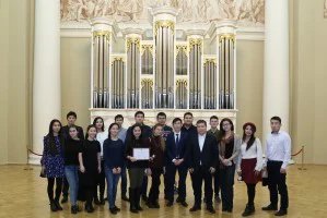 Лидеры молодежной организации «Кыргыз Юнион» посетили Таврический дворец