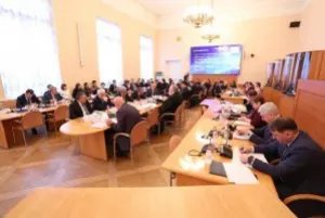 Круглый стол для международных наблюдателей по вопросам мониторинга выборов Президента Российской Федерации прошел в Таврическом дворце